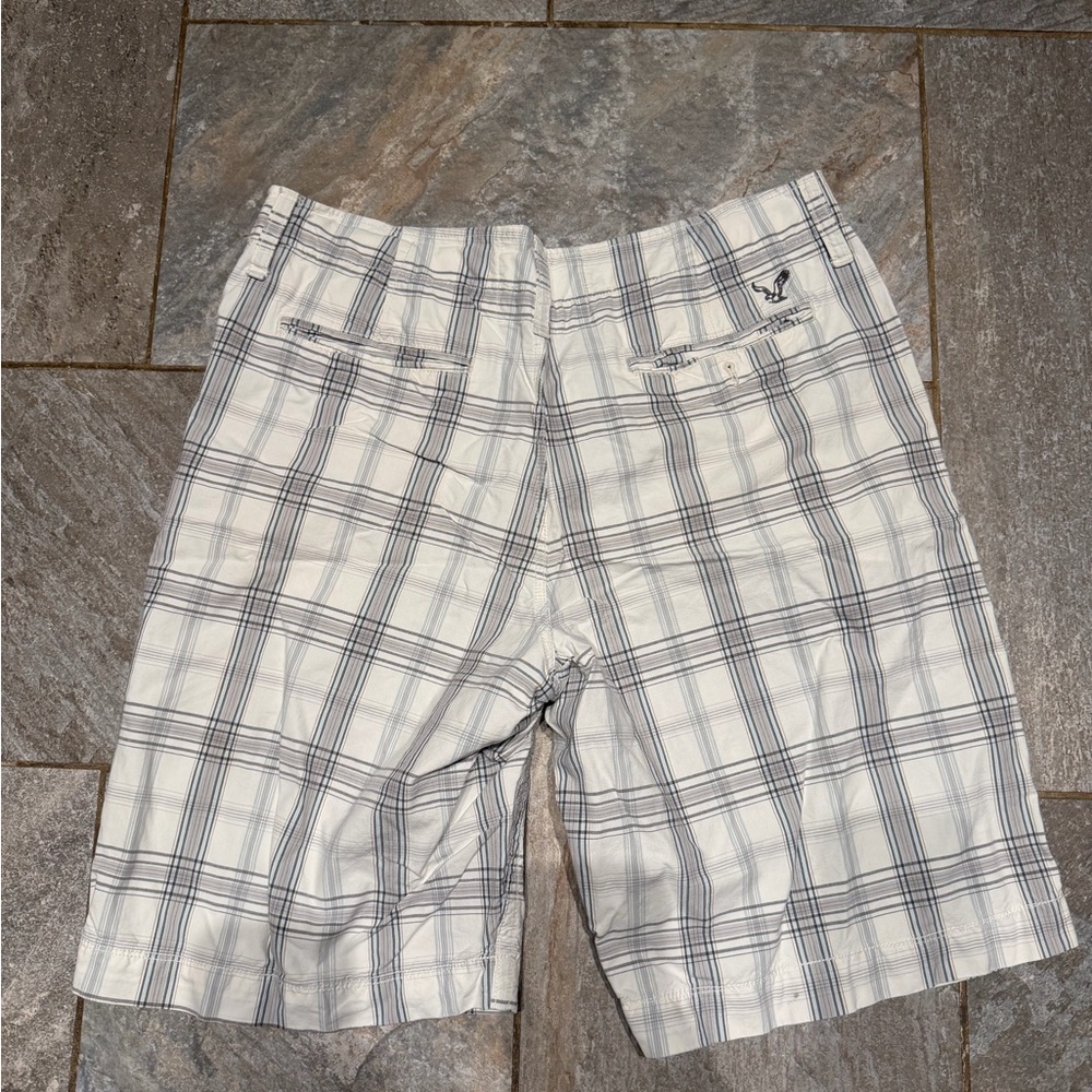 American Eagle Outfitters White and Blue Plaid Shorts - Picture 3 of 4
